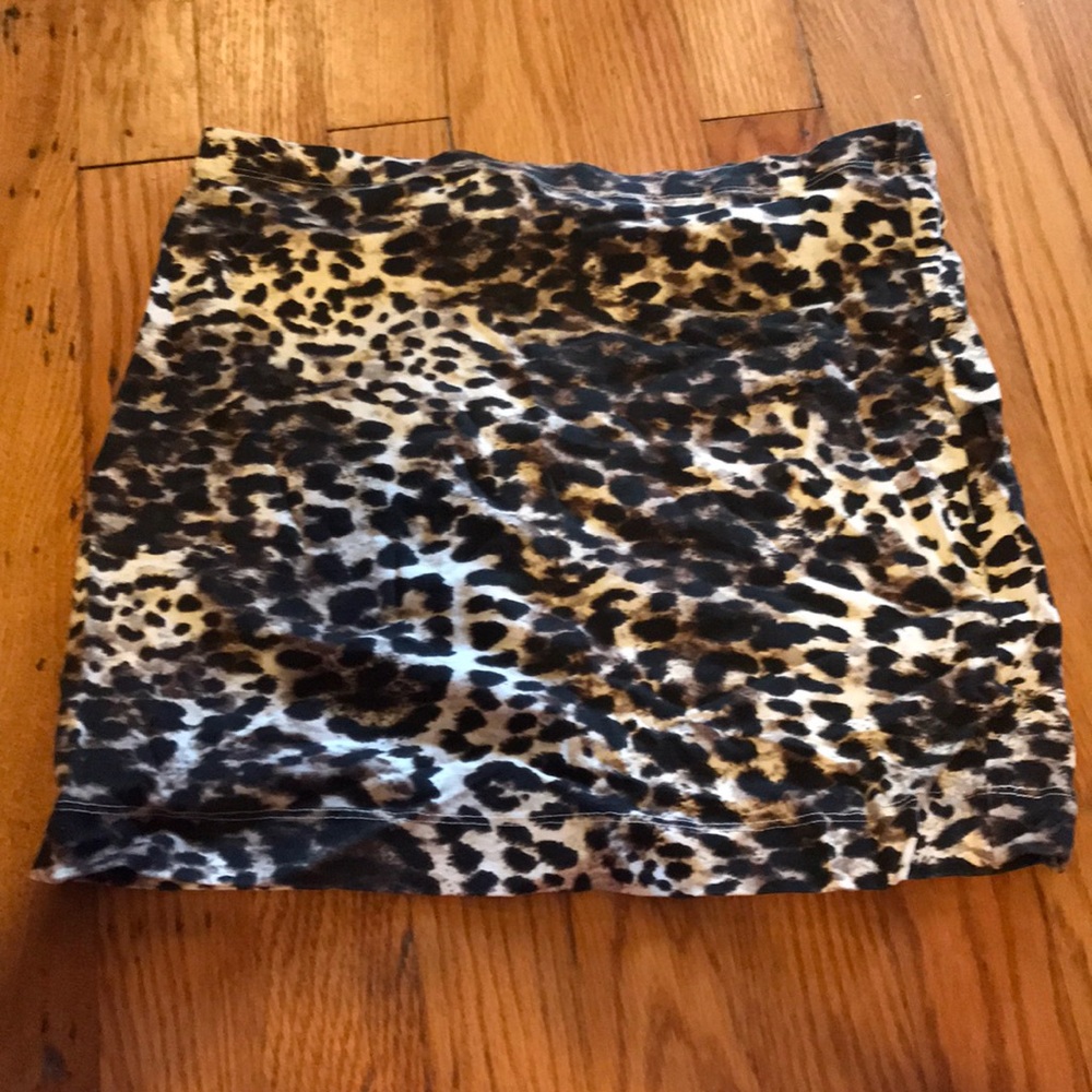 H&M leopard mini skirt